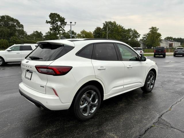 2024 Ford Escape - $28,900