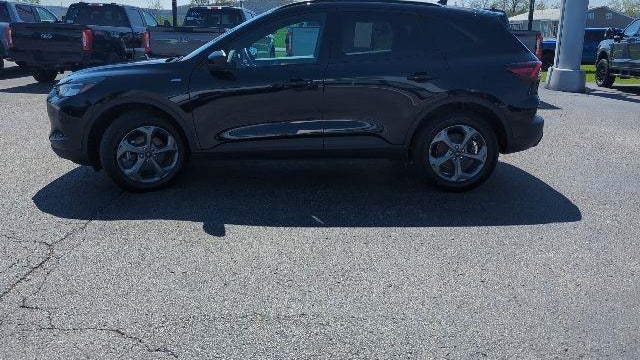 2025 Ford Escape Hybrid ST-Line Select