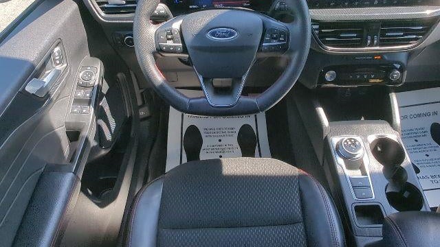 2025 Ford Escape Hybrid ST-Line Select