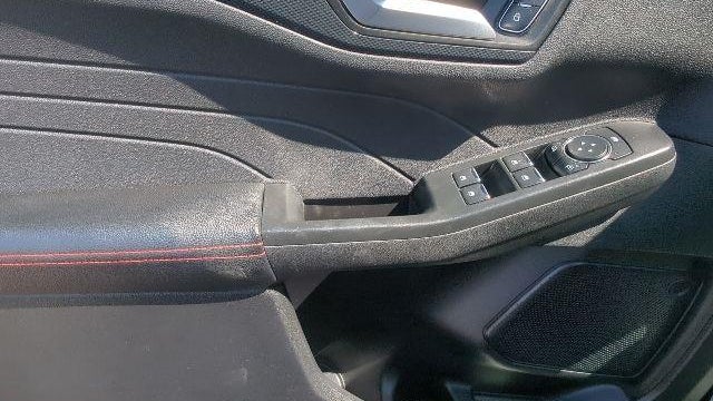 2025 Ford Escape Hybrid ST-Line Select