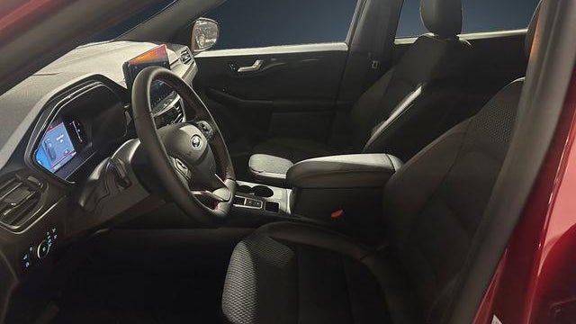 2026 Ford Escape Hybrid ST-Line Select