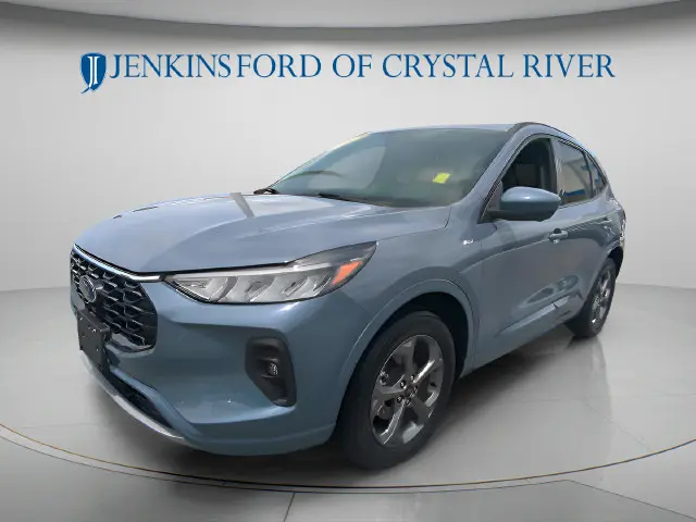 2023 Ford Escape - $22,490