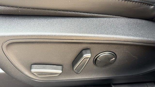 2024 Ford Escape Hybrid ST-Line Select