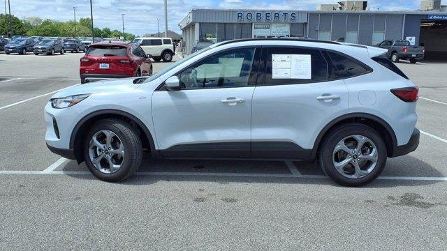 2025 Ford Escape Hybrid ST-Line Select