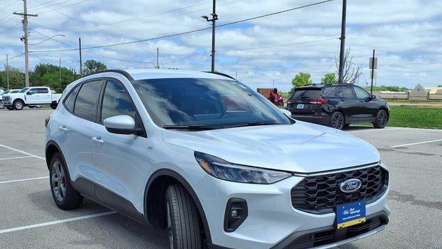 2025 Ford Escape Hybrid ST-Line Select