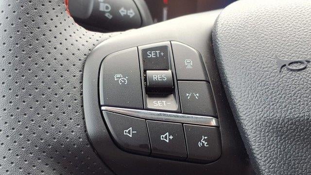 2025 Ford Escape Hybrid ST-Line Select