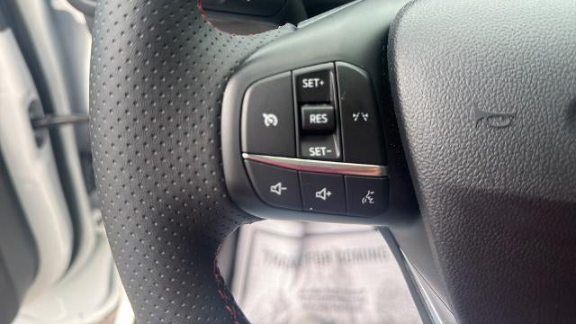 2025 Ford Escape Hybrid ST-Line Select