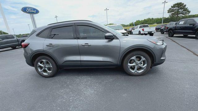2026 Ford Escape - $30,629