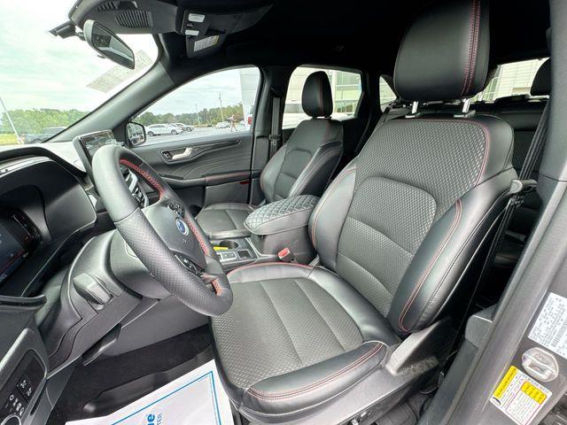 2026 Ford Escape - $30,629