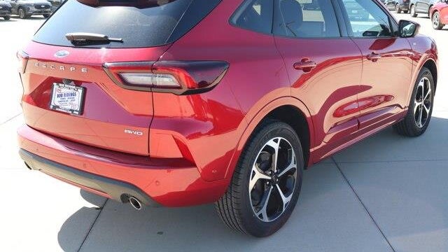 2023 Ford Escape ST-Line Elite