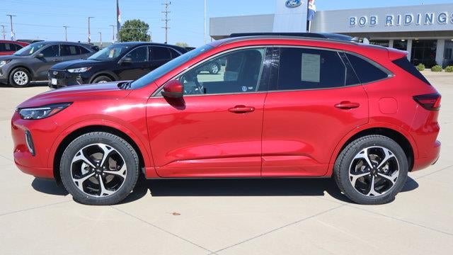 2023 Ford Escape ST-Line Elite