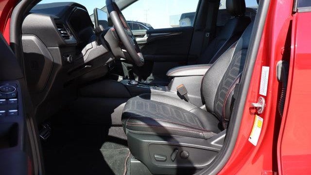 2023 Ford Escape ST-Line Elite