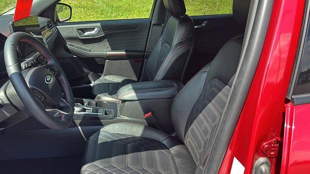 2023 Ford Escape ST-Line Elite