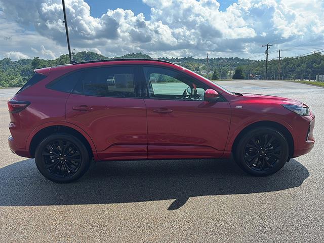 2023 Ford Escape - $29,900
