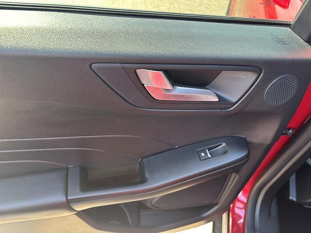 2023 Ford Escape - $29,900