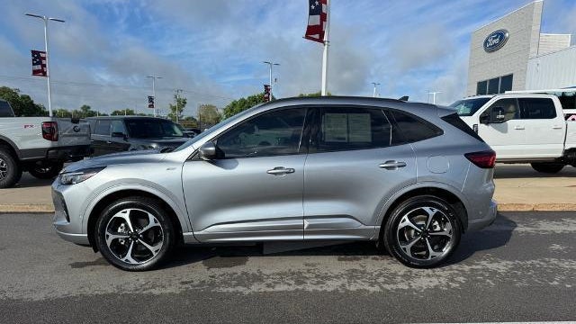 2023 Ford Escape ST-Line Elite