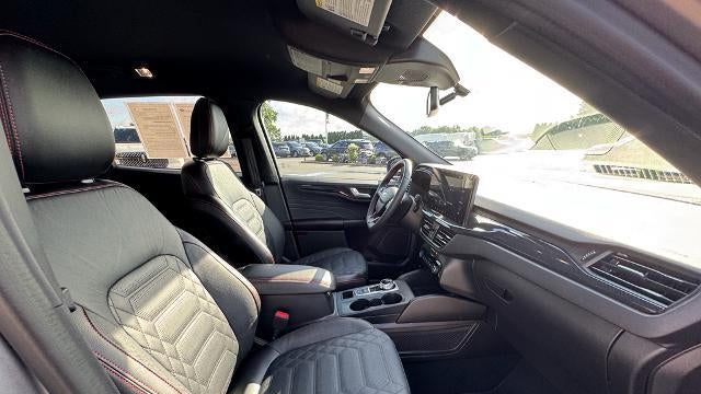 2023 Ford Escape ST-Line Elite