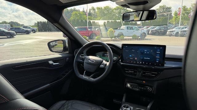 2023 Ford Escape ST-Line Elite