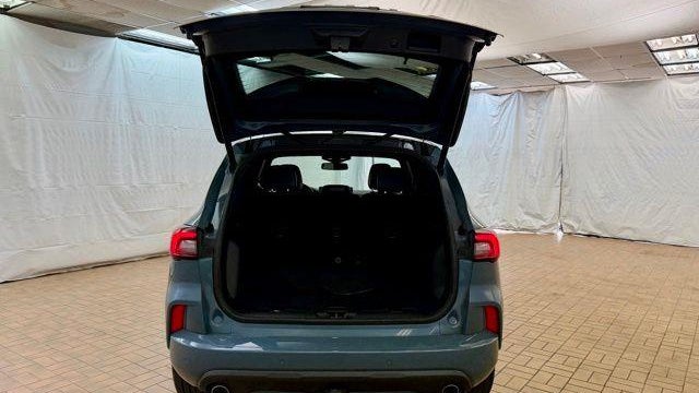 2023 Ford Escape ST-Line Elite