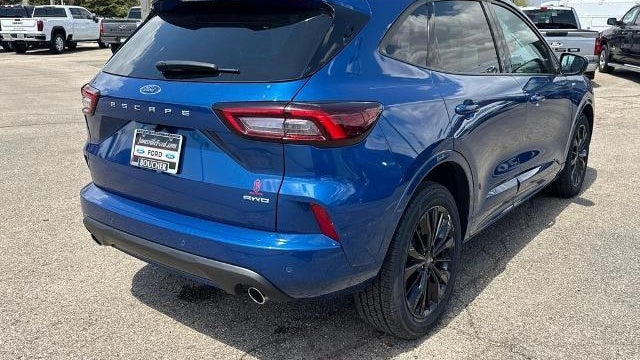2023 Ford Escape ST-Line Elite