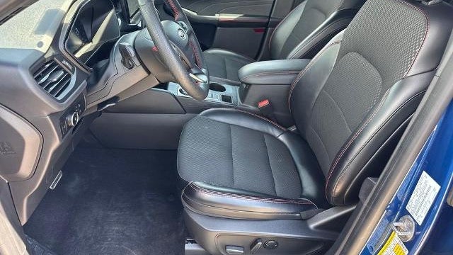 2023 Ford Escape ST-Line Elite