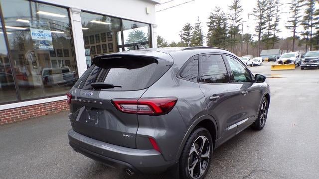 2023 Ford Escape ST-Line Elite