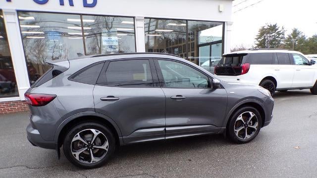 2023 Ford Escape ST-Line Elite