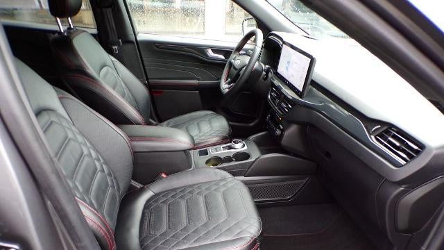 2023 Ford Escape ST-Line Elite
