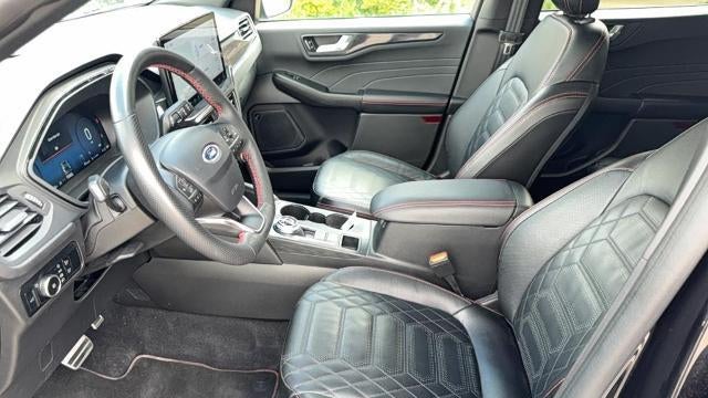 2023 Ford Escape ST-Line Elite
