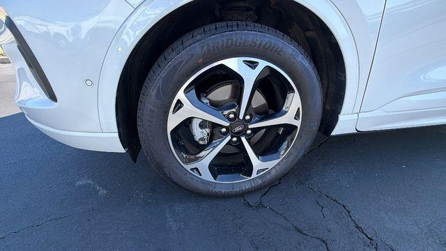 2024 Ford Escape - $36,910