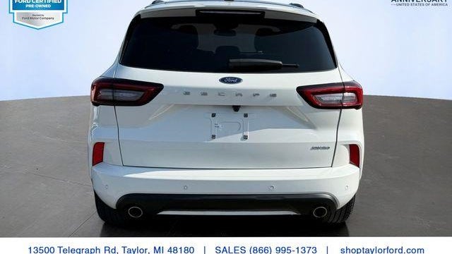 2024 Ford Escape ST-Line Elite