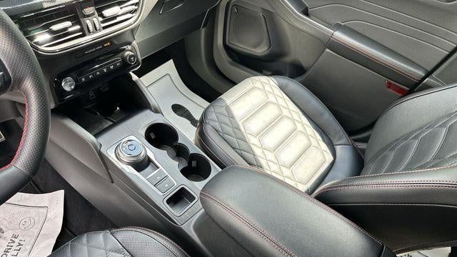 2024 Ford Escape ST-Line Elite