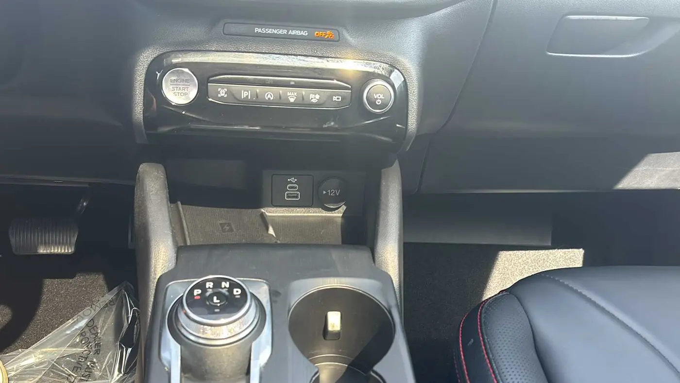 2025 Ford Escape ST-Line Elite