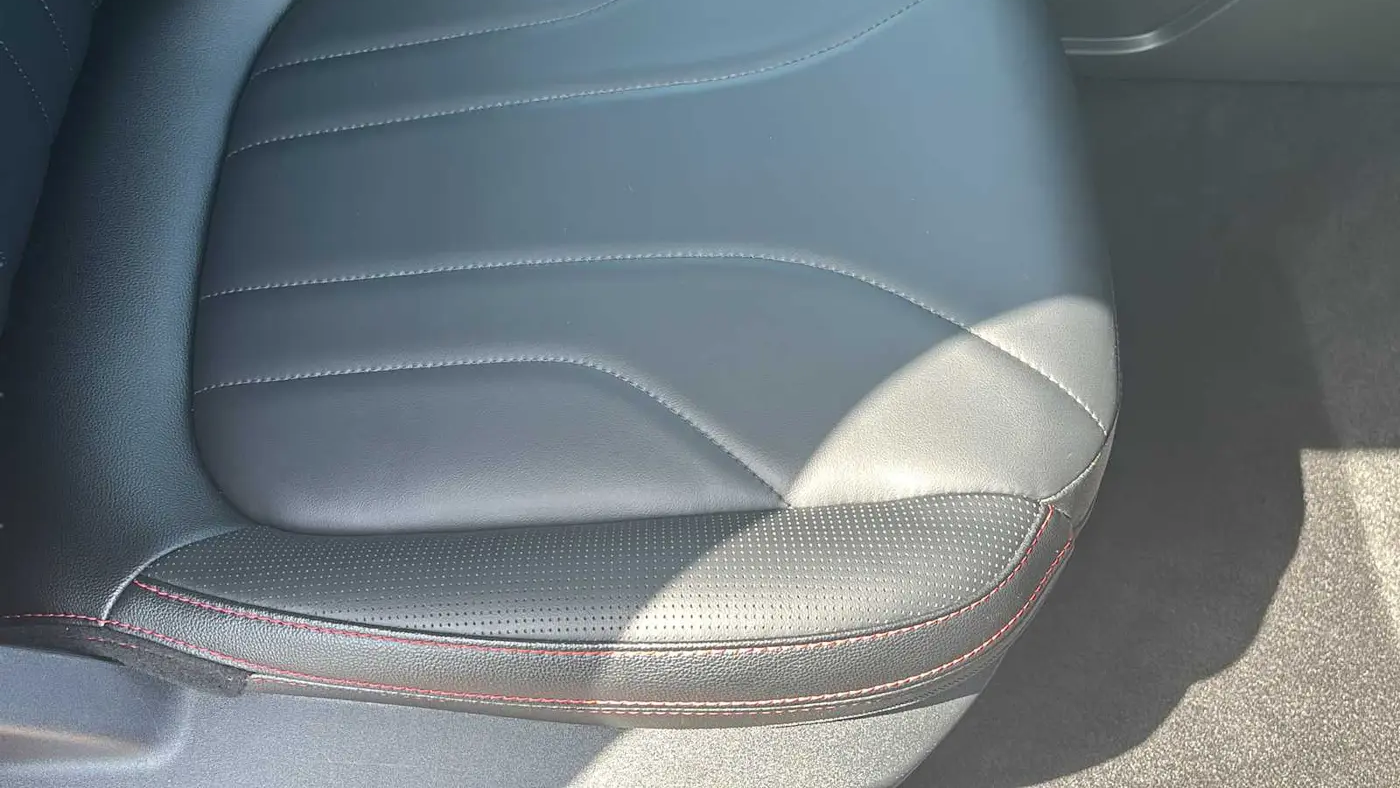 2025 Ford Escape ST-Line Elite