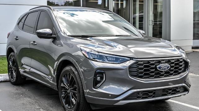 2023 Ford Escape ST-Line Elite