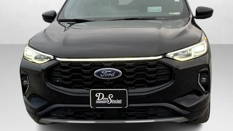 2023 Ford Escape ST-Line Elite