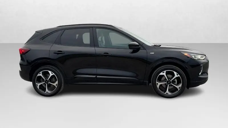 2023 Ford Escape ST-Line Elite