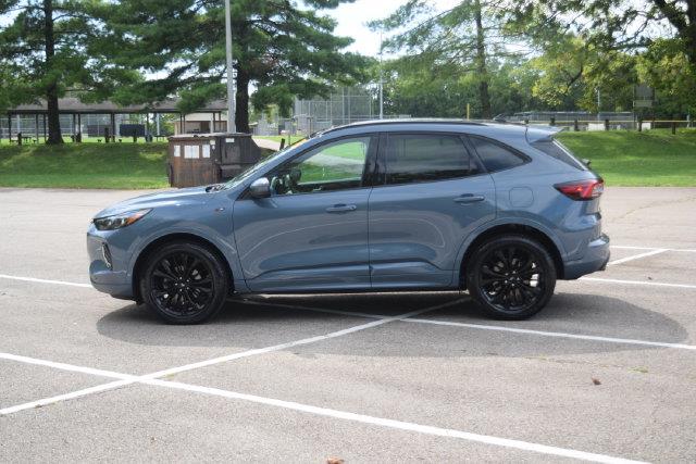 2023 Ford Escape - $23,700