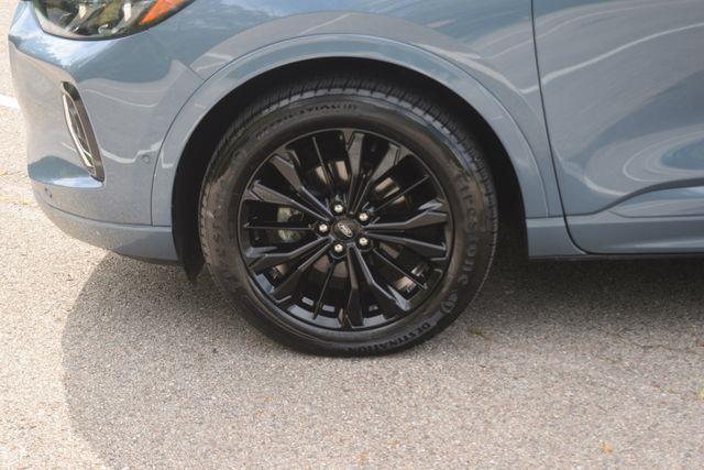 2023 Ford Escape - $23,700