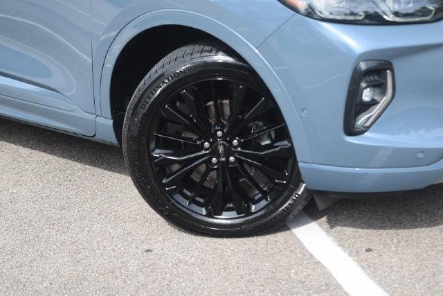 2023 Ford Escape - $23,700