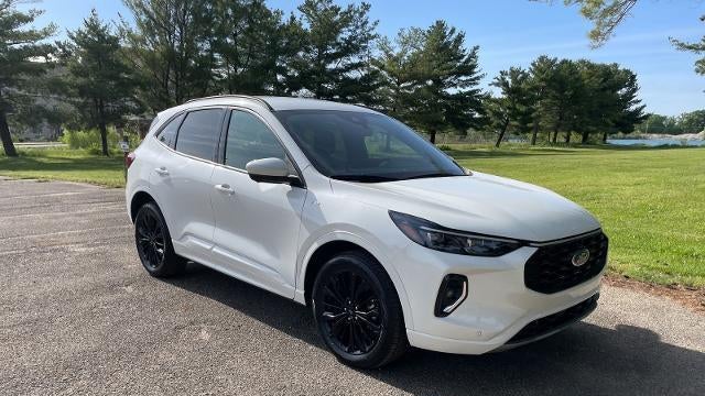 2023 Ford Escape ST-Line Elite