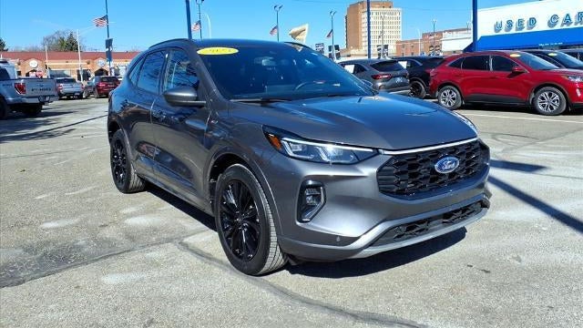 2023 Ford Escape ST-Line Elite