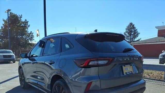 2023 Ford Escape ST-Line Elite