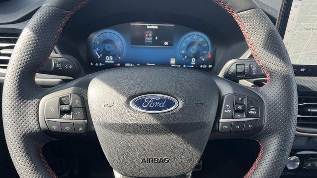 2023 Ford Escape ST-Line Elite