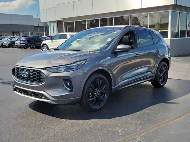 2023 Ford Escape - $28,995