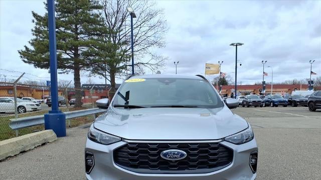 2023 Ford Escape ST-Line Elite