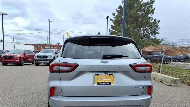2023 Ford Escape ST-Line Elite