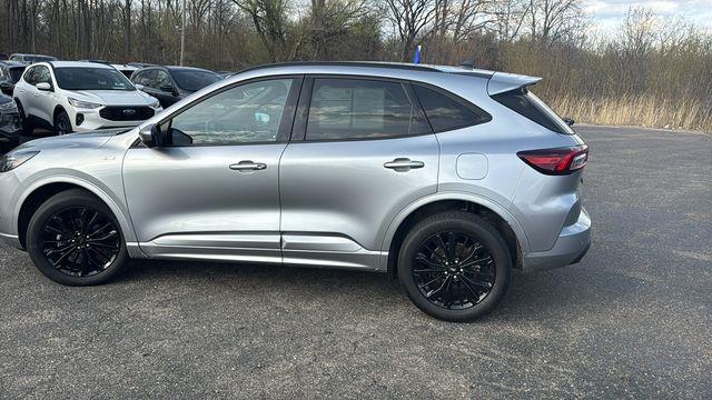 2023 Ford Escape ST-Line Elite