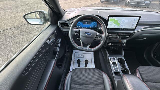 2023 Ford Escape ST-Line Elite