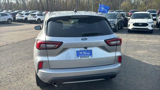 2023 Ford Escape ST-Line Elite